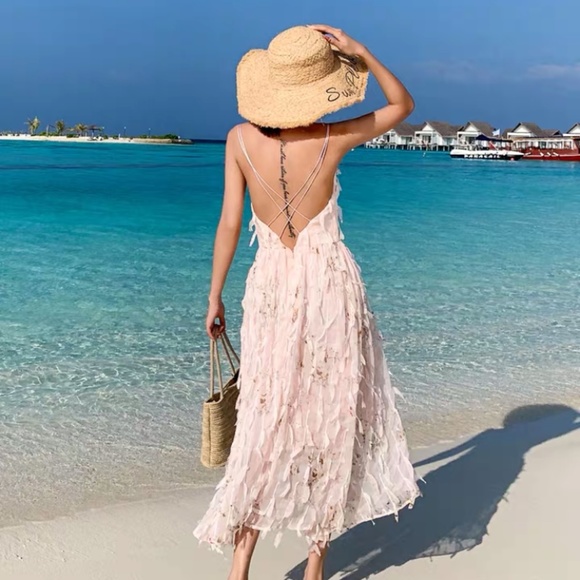 Long dress pink backless - Picture 2 of 8